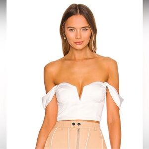 Superdown White Off-Shoulder Crop Top